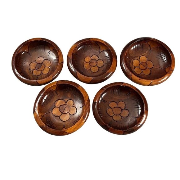 Set of 5 Hand Carved Wooden Salad Bowls Floral Pattern Decorative Rustic - Picture 1 of 10